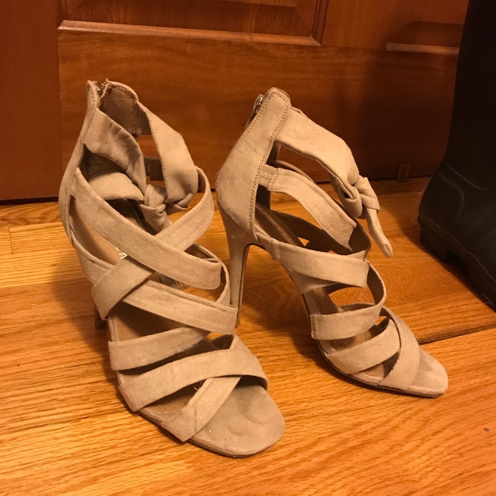Taupe heals